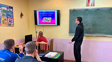 В колледже прошёл кураторский час о вреде курения