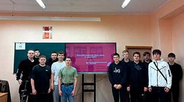 В колледже прошли тематические информационные часы