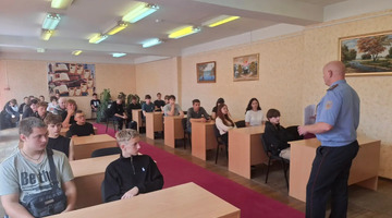 В колледже прошёл открытый диалог «Безопасная работа в сети Интернет»